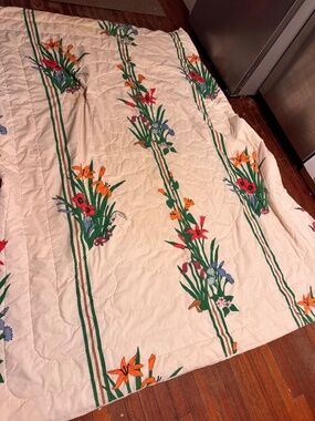 vintage 1970s J.P. Stevens Utica "Flower Bouquet" comforter bedding fe